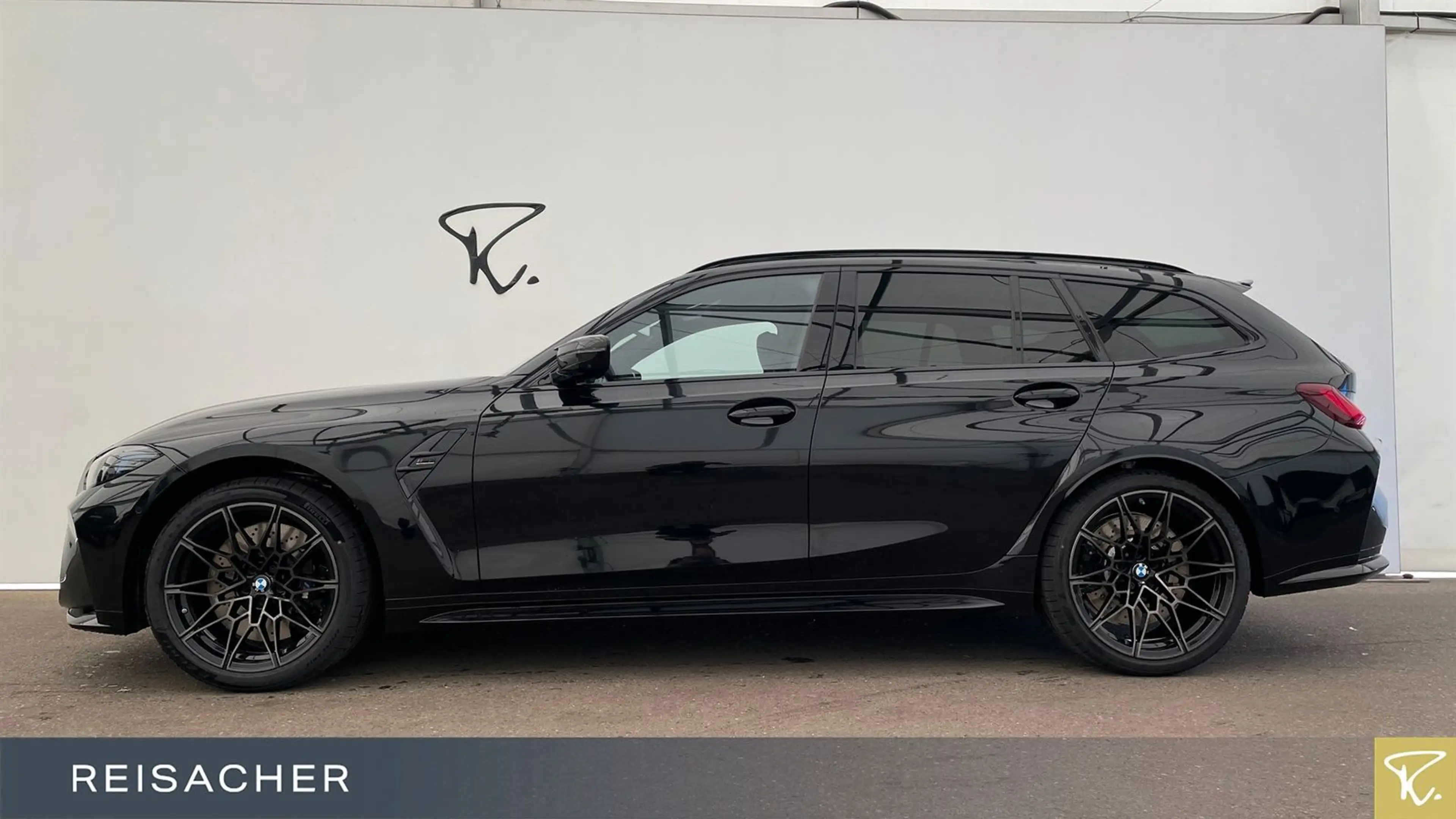 BMW M3 Competition mit M xDrive Touring DAB Radio — photo 9