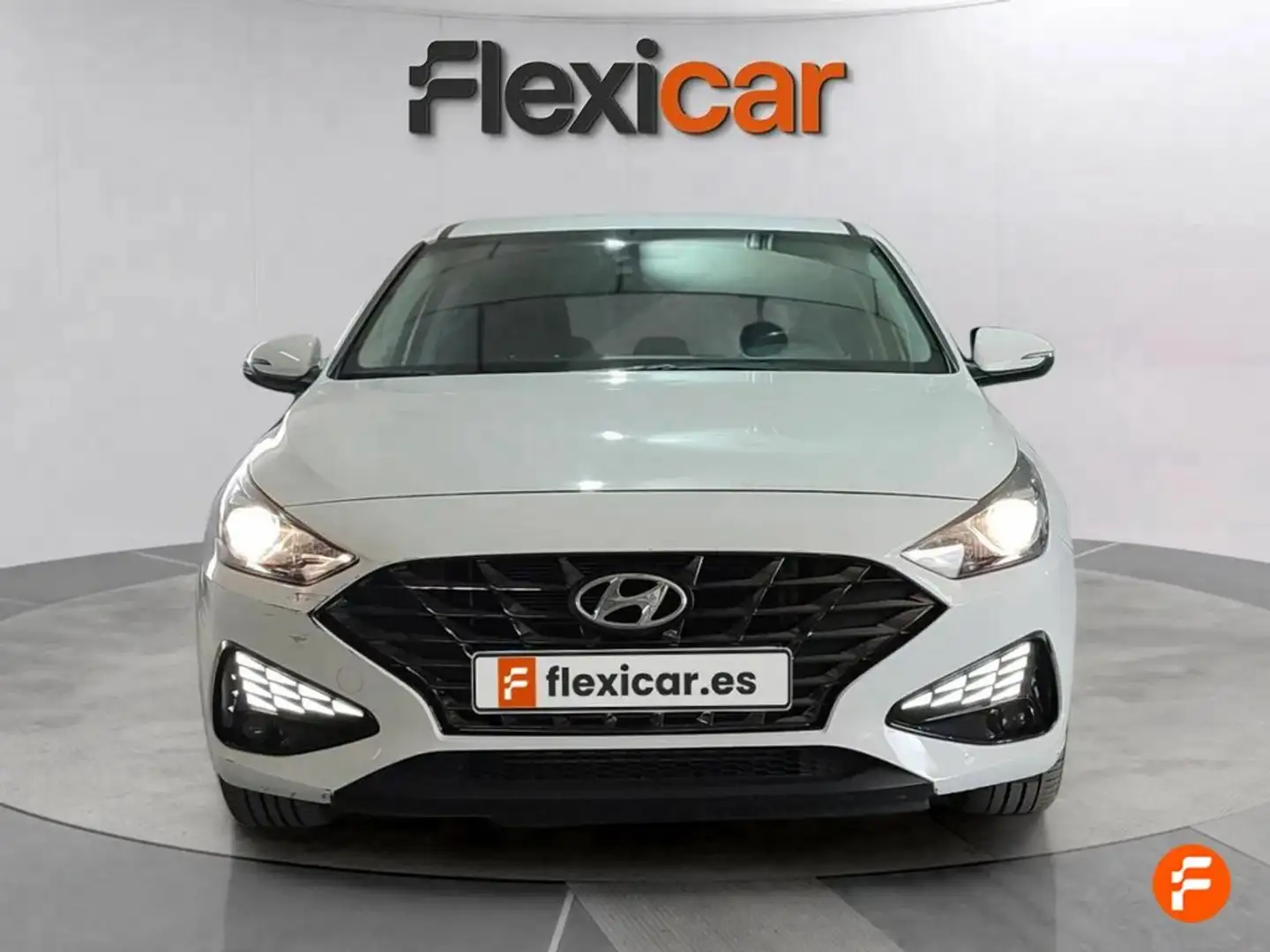Hyundai i30 1.6 CRDI 85kW (116CV) Klass Amarillo - 2
