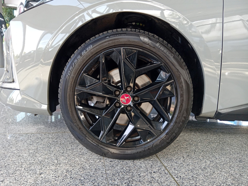 DS Automobiles DS 4 Performance Line + AHK+SHZ+2xKlima+Kam.+LM — photo 10