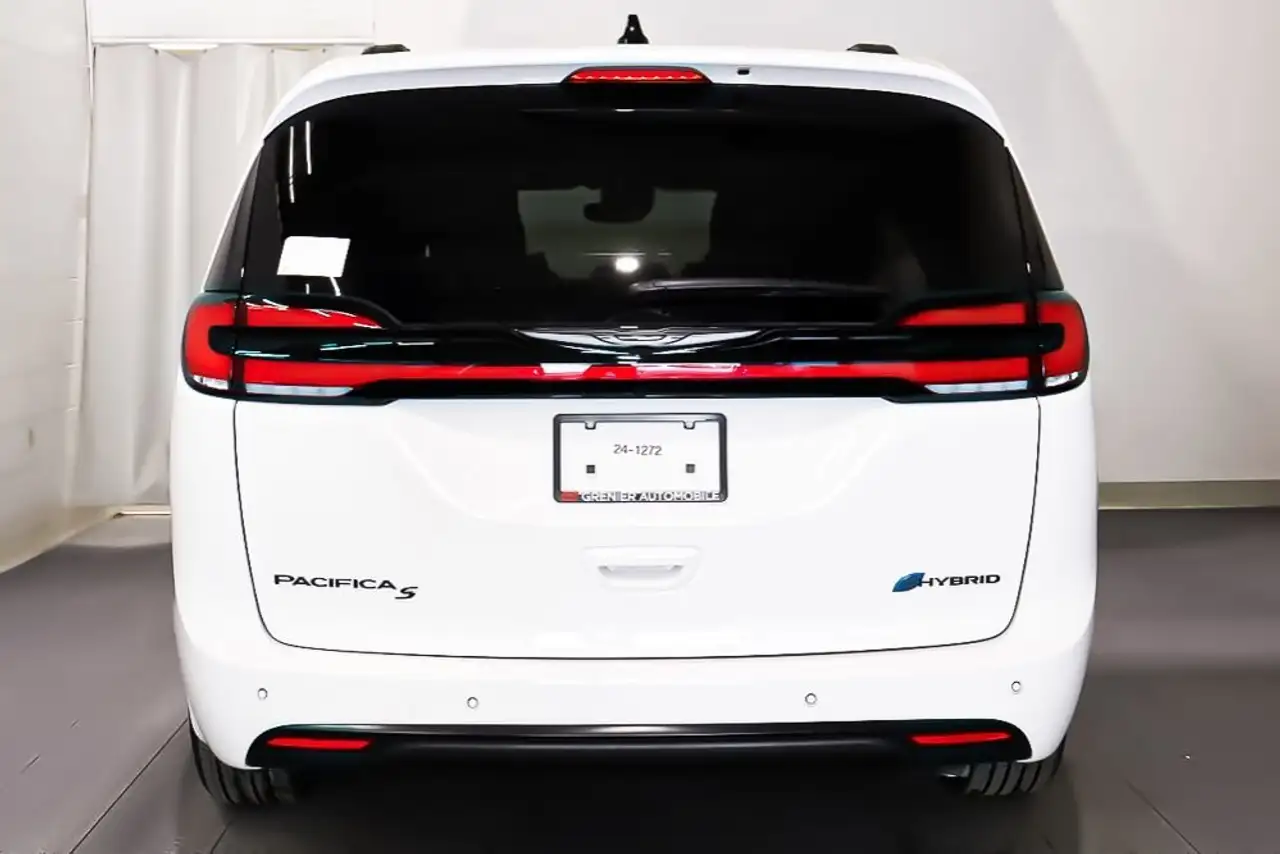 Chrysler Pacifica fotografie Chrysler Pacifica