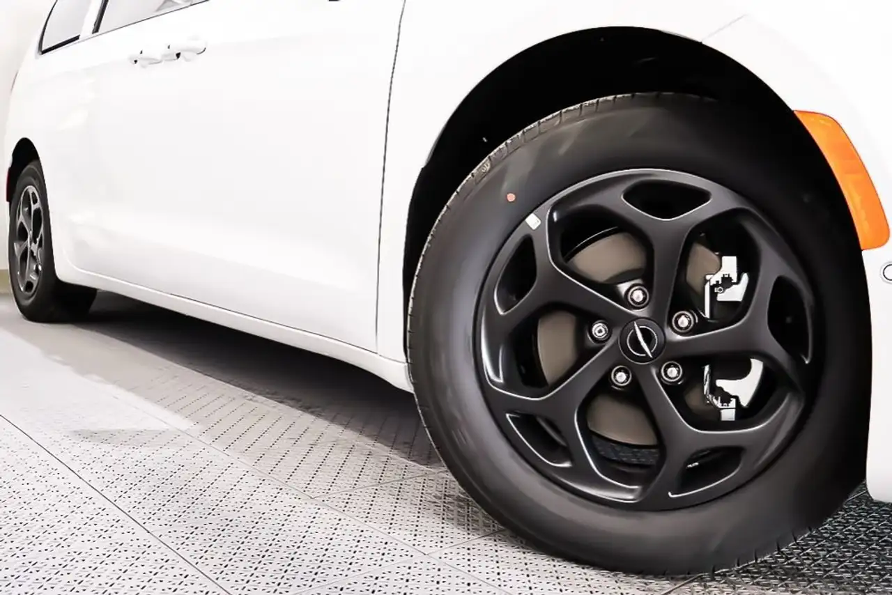 Chrysler Pacifica fotografie Chrysler Pacifica