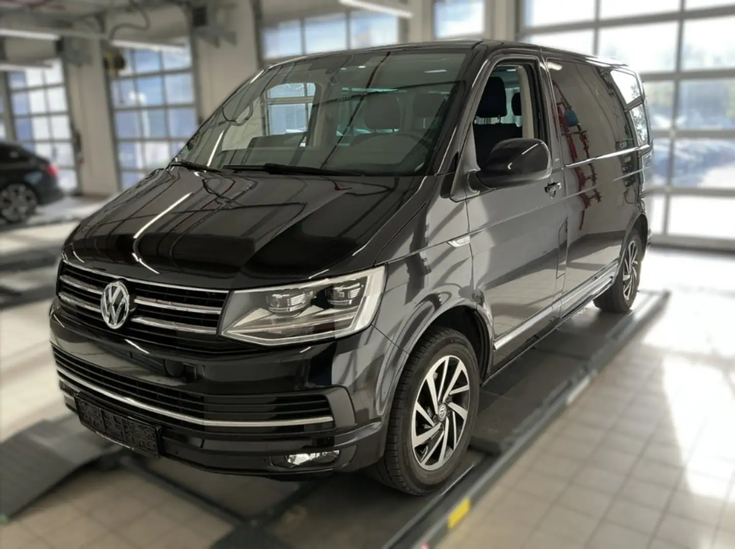 Volkswagen T6 Multivan 2.0TDI DSG Comfortl. LED Navi ISOFIX Negro - 1