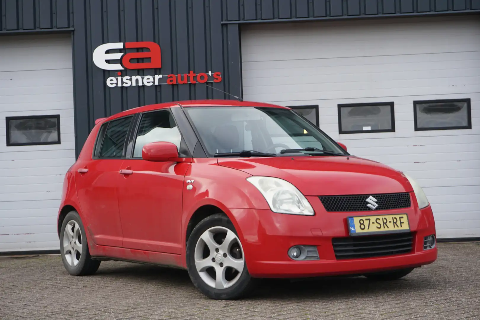 Suzuki Swift 1.5 Exclusive | 5 DEURS  | TREKHAAK | Rosso - 2