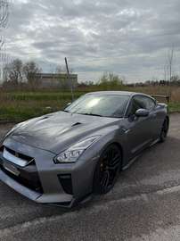 3.8 V6 Black 570cv auto