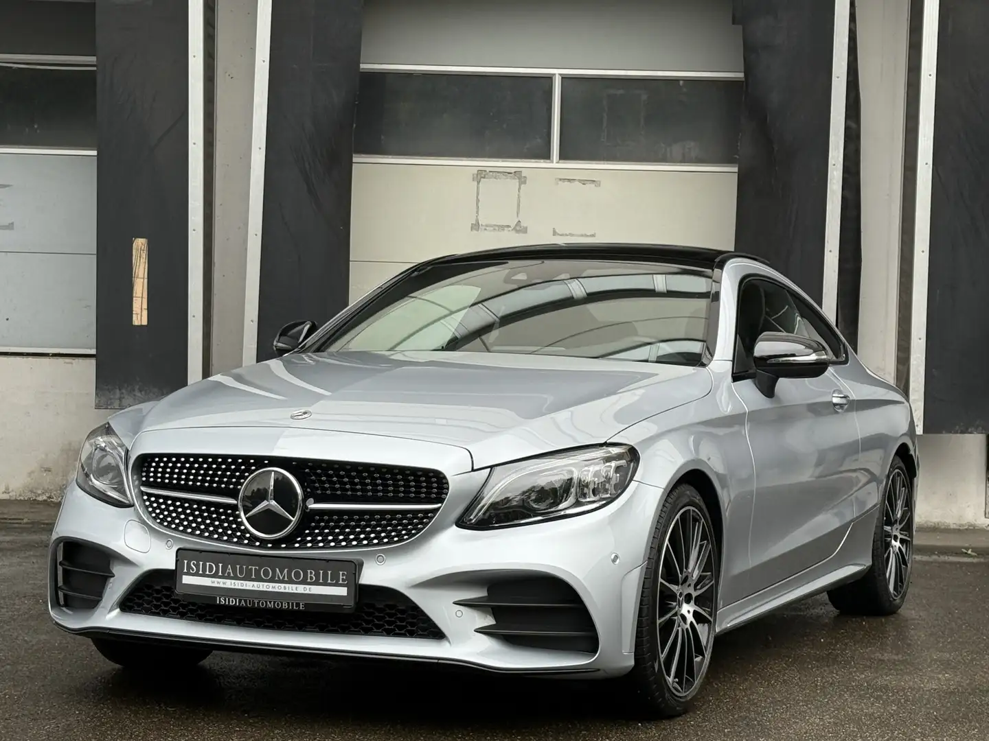Mercedes-Benz C 300 Coupe AMG Night LED Pano DigitalCockpit 19 Silber - 1