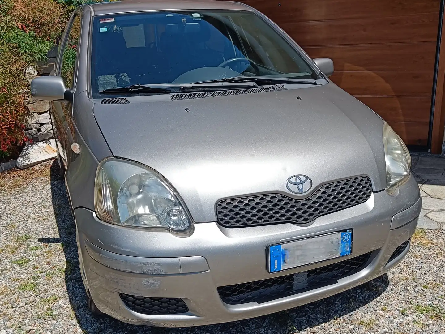 Toyota Yaris Yaris I 2003 3p 1.0 Grigio - 2