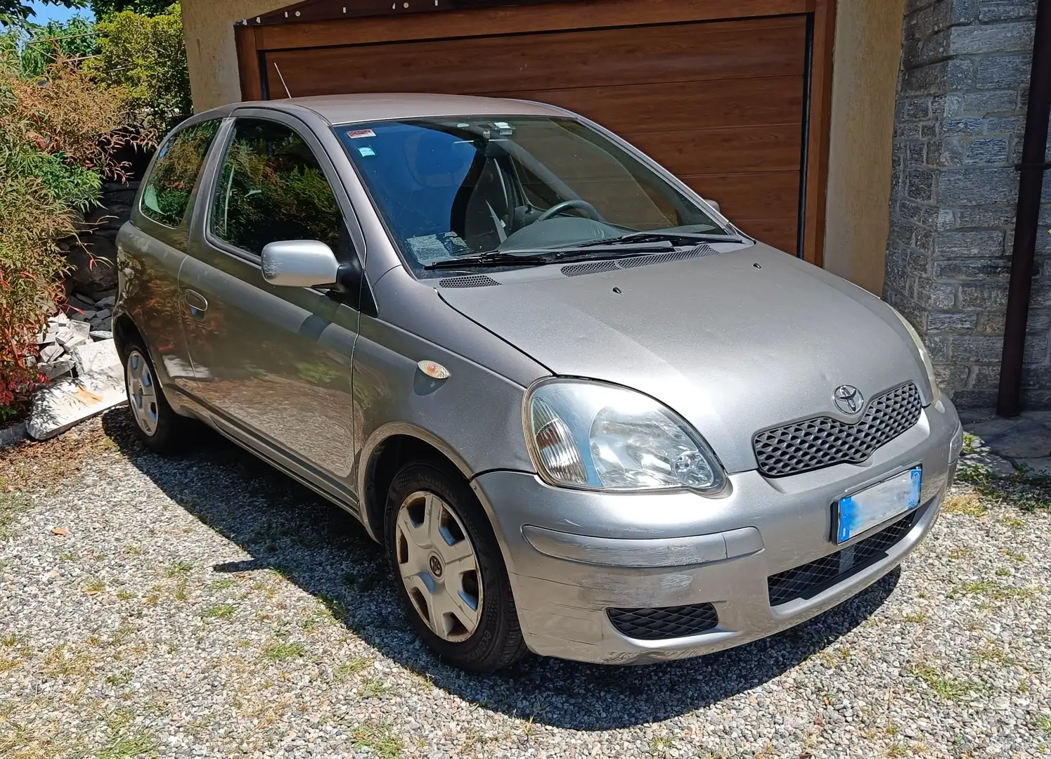 Toyota Yaris Yaris I 2003 3p 1.0 Grigio - 1