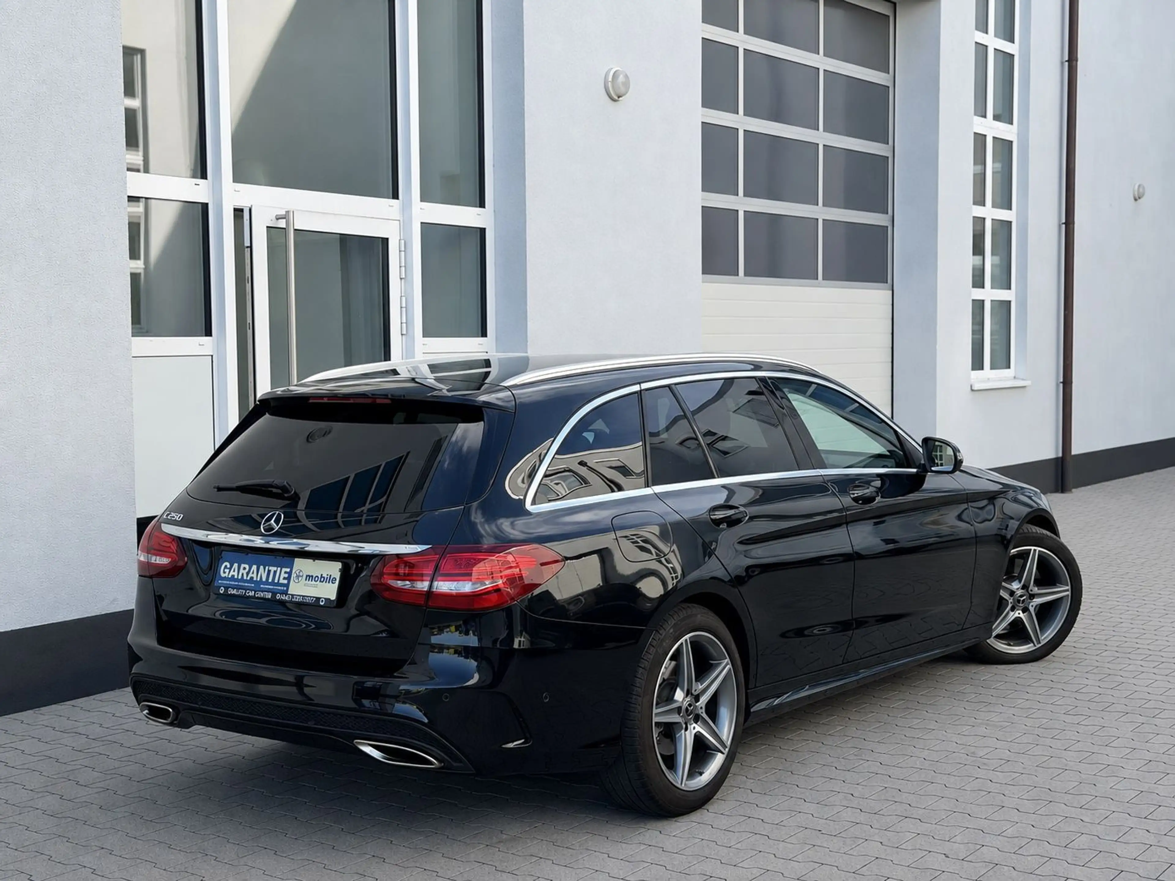 Mercedes-Benz C 250 T 9G AMG SPORT *KAMERA*AHK*NAVI* — photo 3