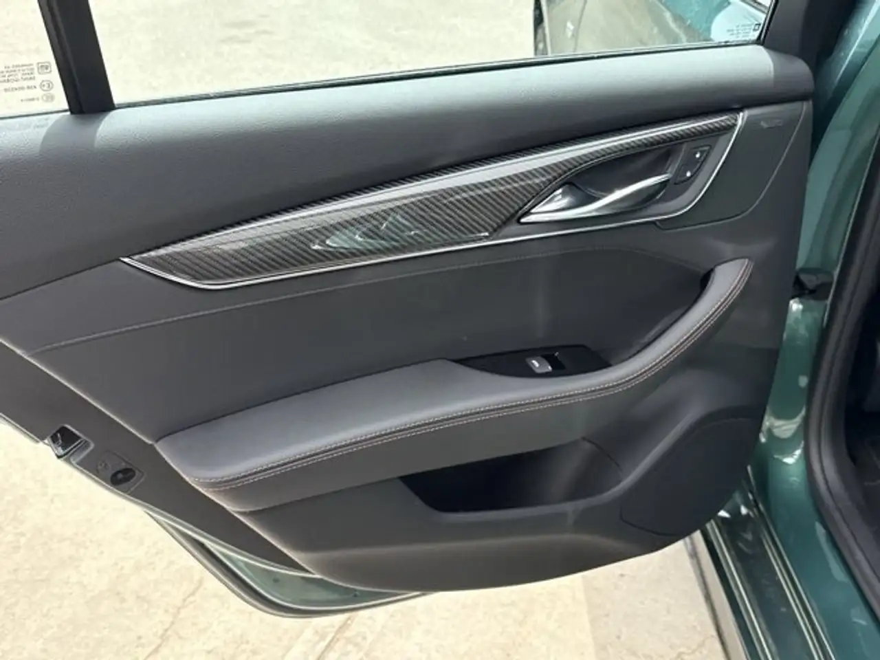 Cadillac CT5 снимка Cadillac CT5