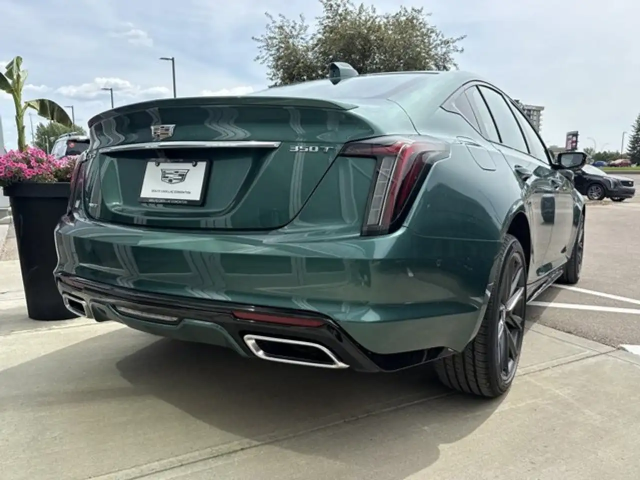 Cadillac CT5 снимка Cadillac CT5