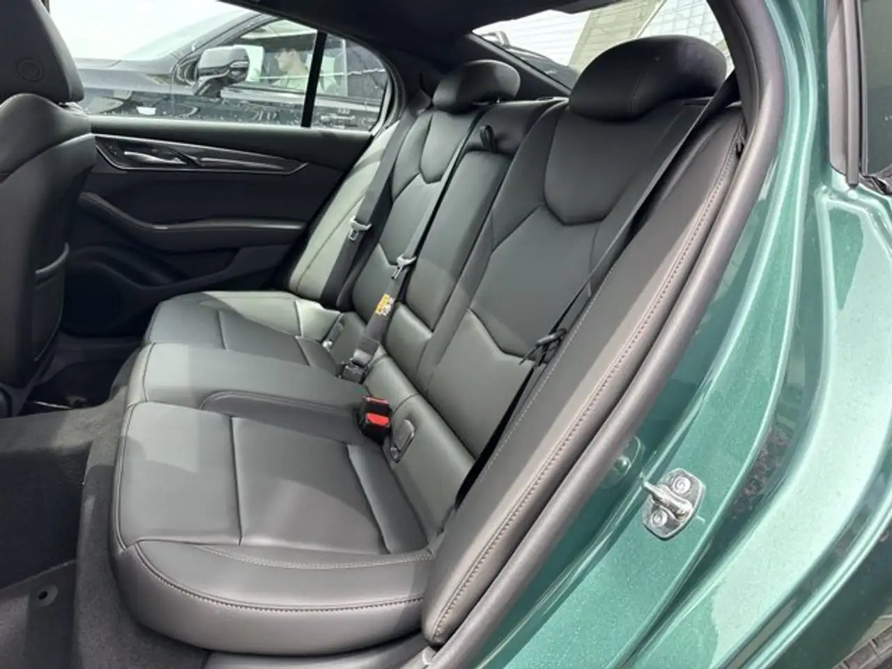 Cadillac CT5 снимка Cadillac CT5