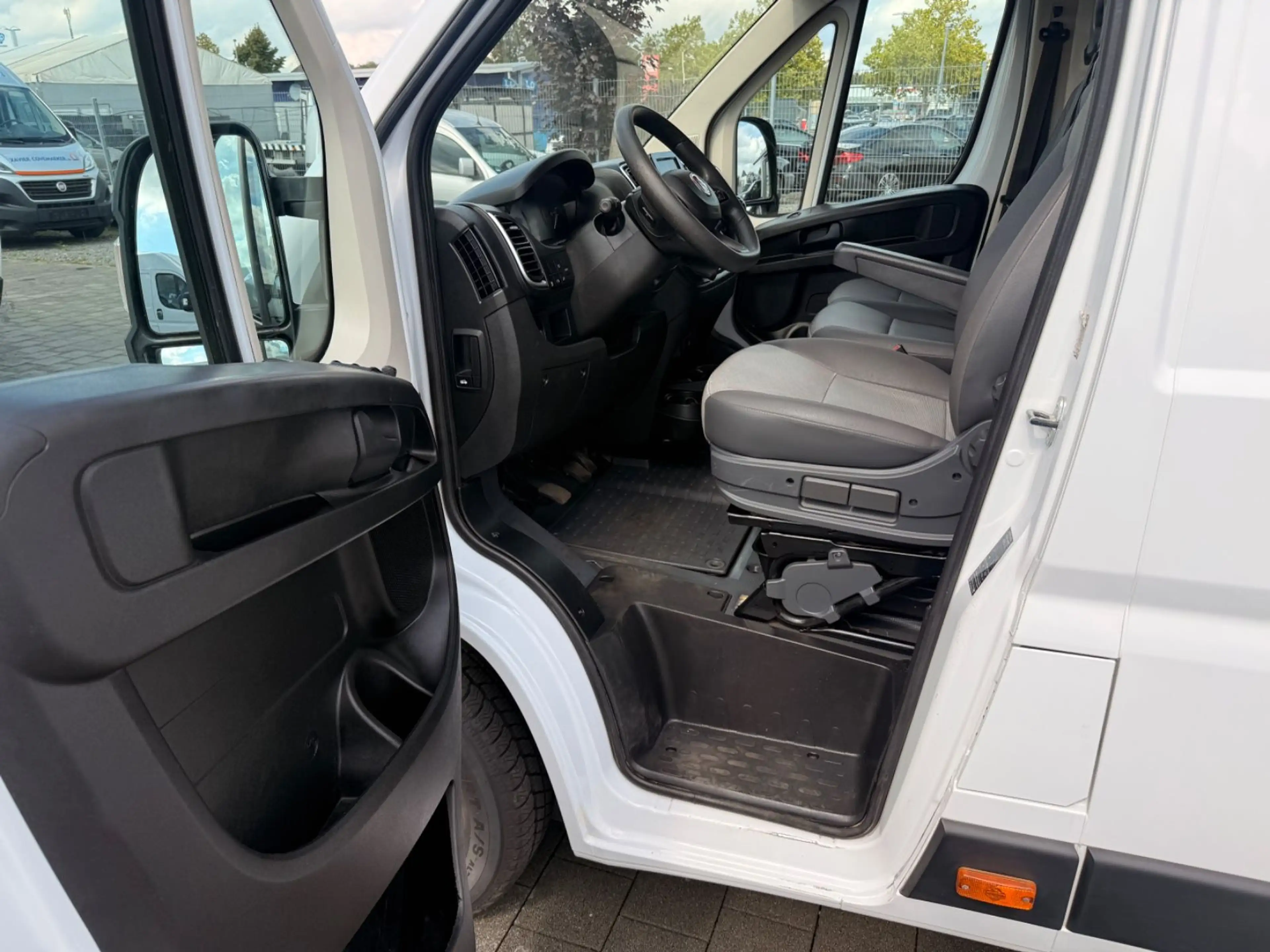 Fiat Ducato Maxi Power 35 160 L4H2 Top Ausstattung — photo 9