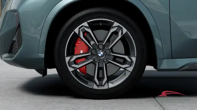 BMW X1 view 8