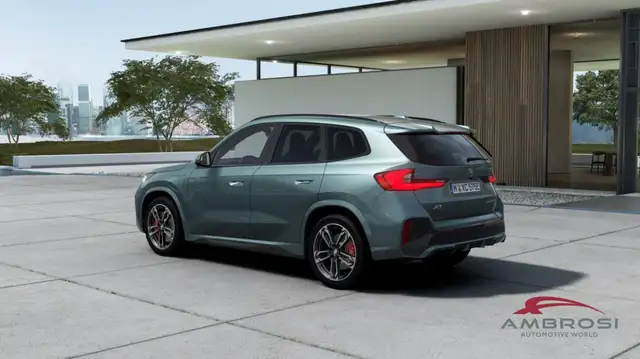 BMW X1 view 2
