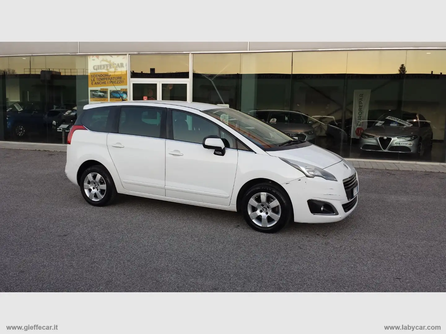 Peugeot 5008 BlueHDi 120 EAT6 SOLO PER ESTERO Bianco - 2