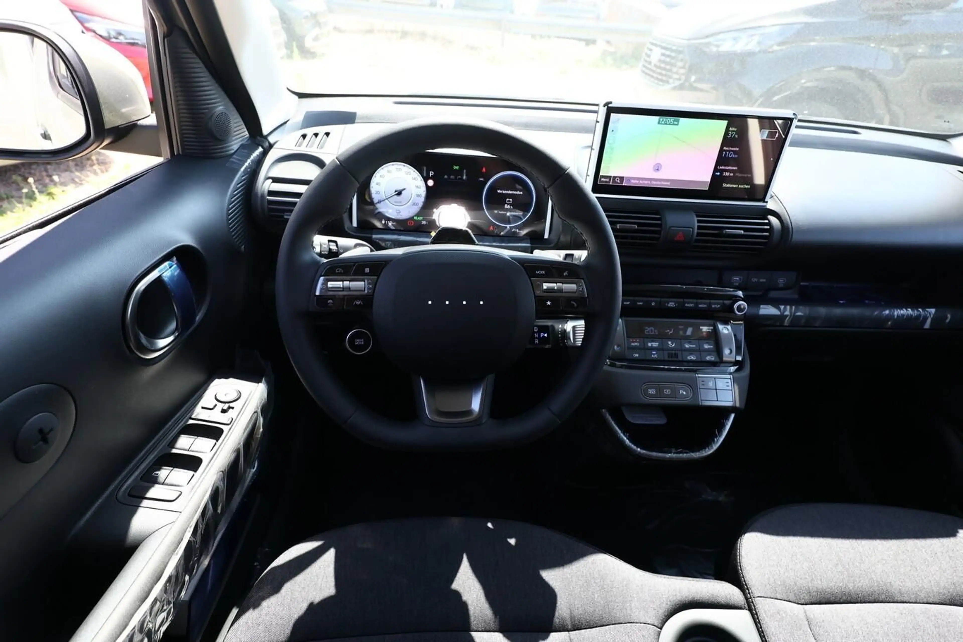 Hyundai Inster Inster 49 kWh Nav Pano 17Z SHZ Privacy ACC LE... — photo 7
