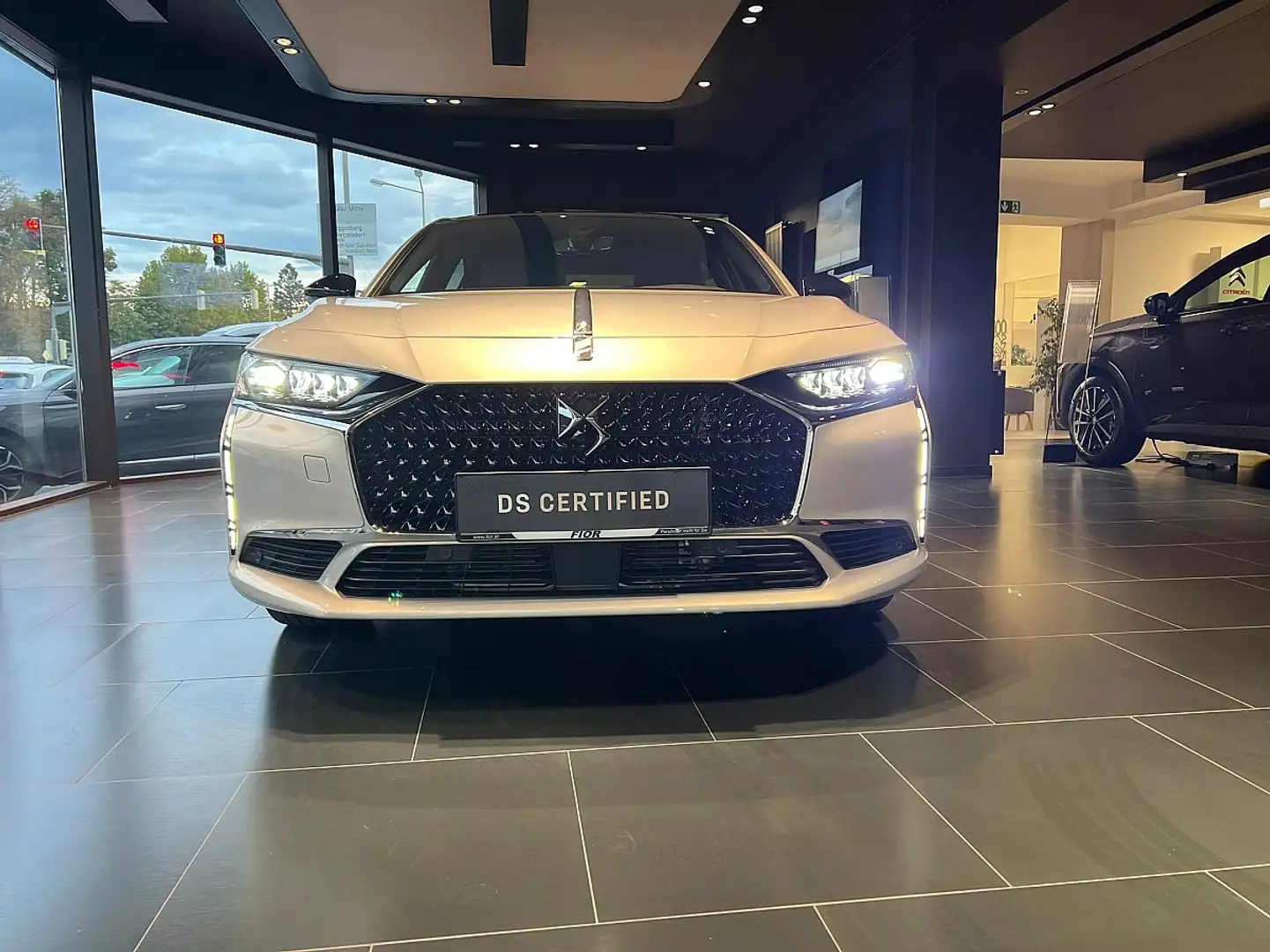 DS Automobiles DS 9 DS9 E-Tense 250PS Rivoli + (D1067) Silber - 2