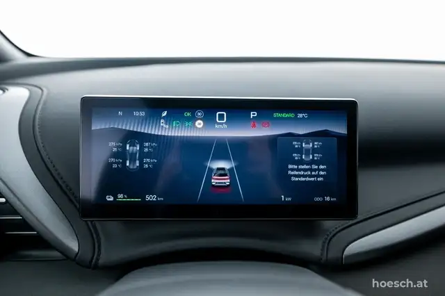 Byd Atto 3 view 10