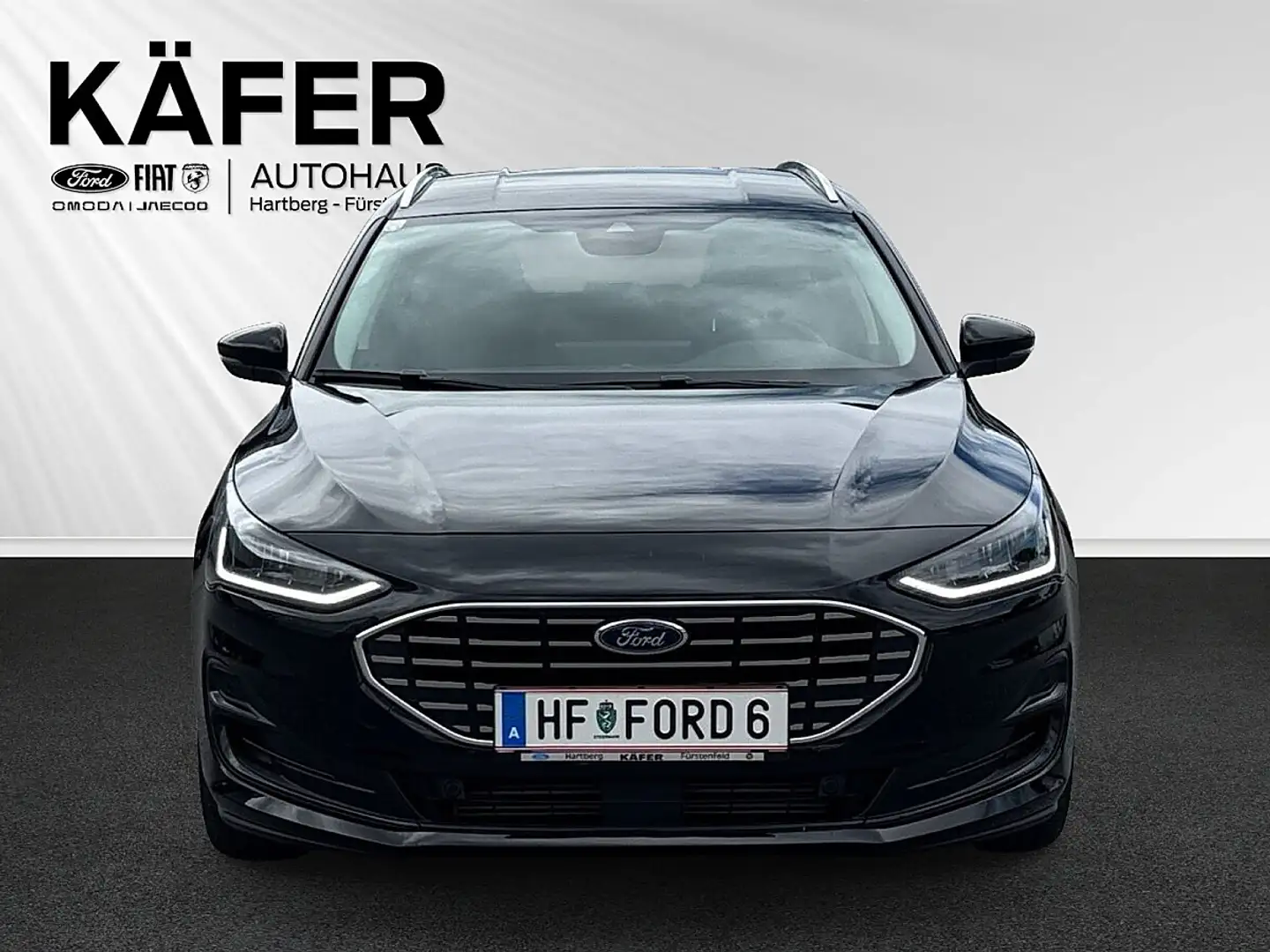 Ford Focus Turnier 1,0 EcoBoost Hybrid Titanium X Aut. Schwarz - 2