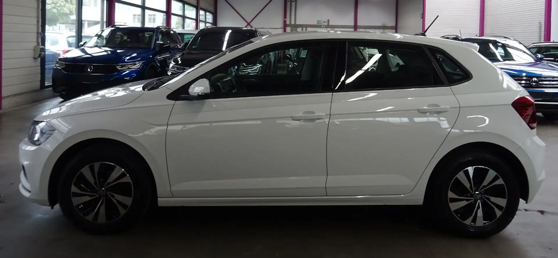 Volkswagen Polo POLO 1.0 TSI Comfortline*AHK*ACC*SH*PDC* Blanco - 2
