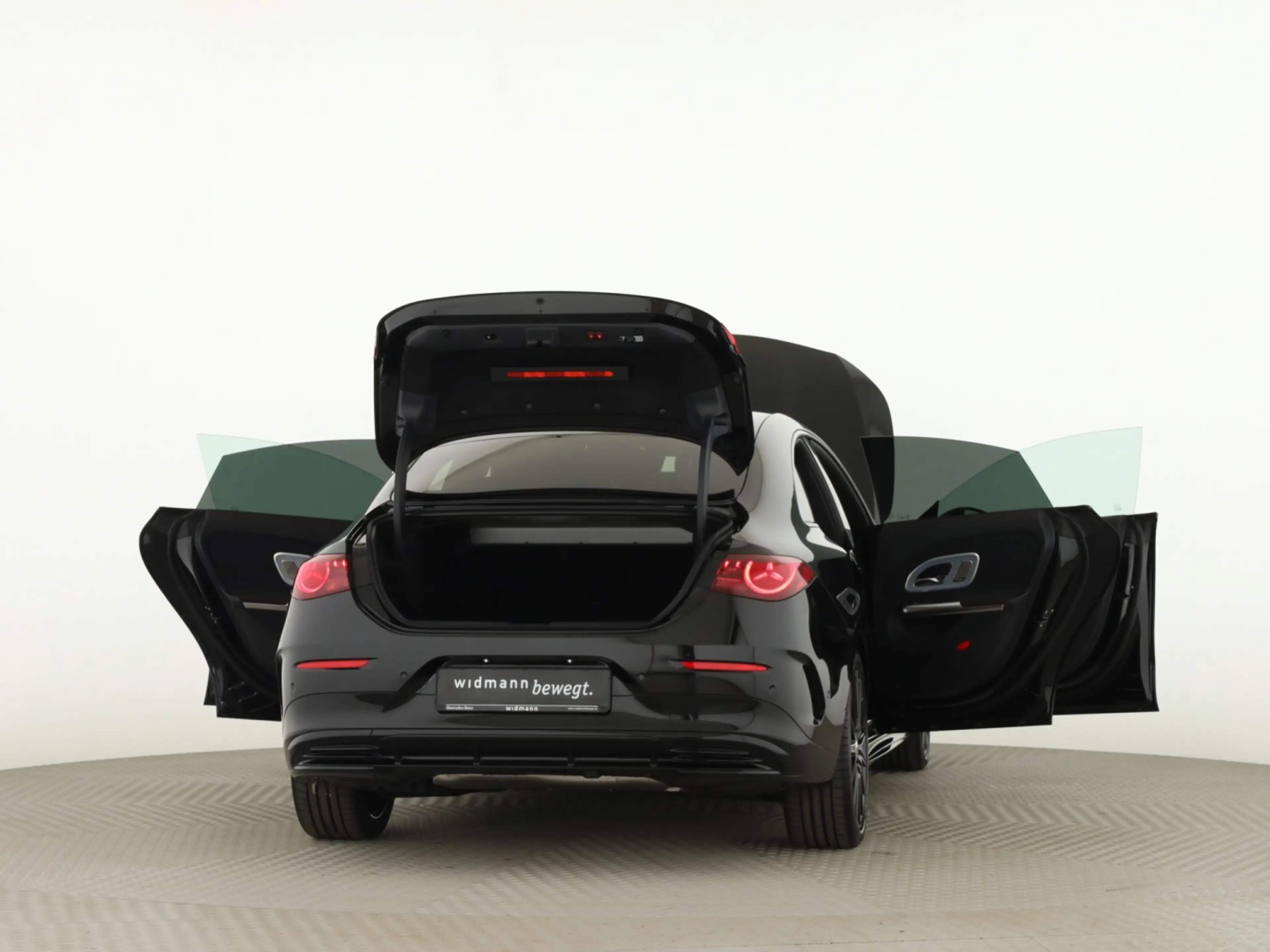 Mercedes-Benz CLA 220 4MATIC AMG*HUD*AHK*Multibeam*Burmest.*19 — photo 9