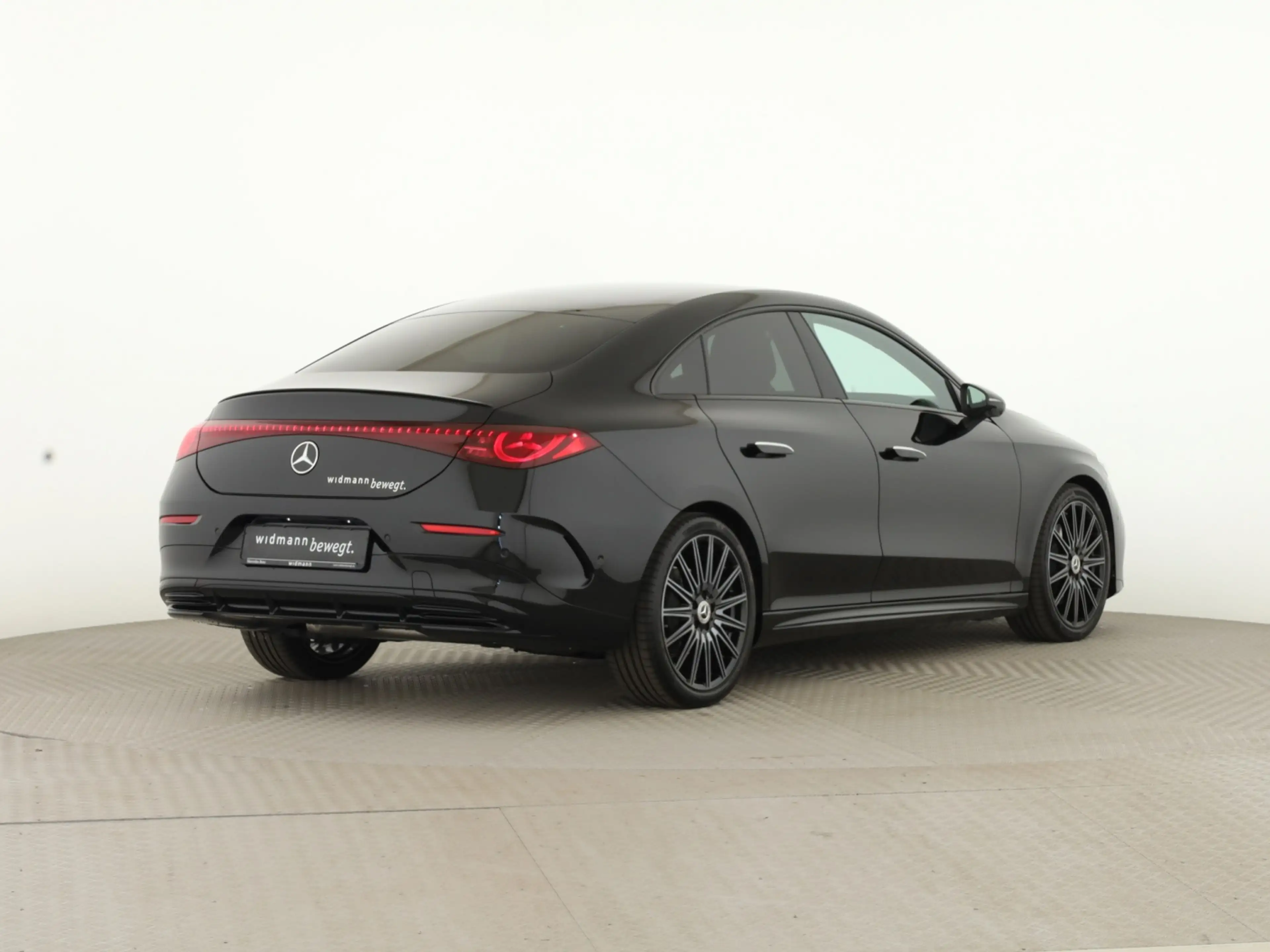 Mercedes-Benz CLA 220 4MATIC AMG*HUD*AHK*Multibeam*Burmest.*19 — photo 6