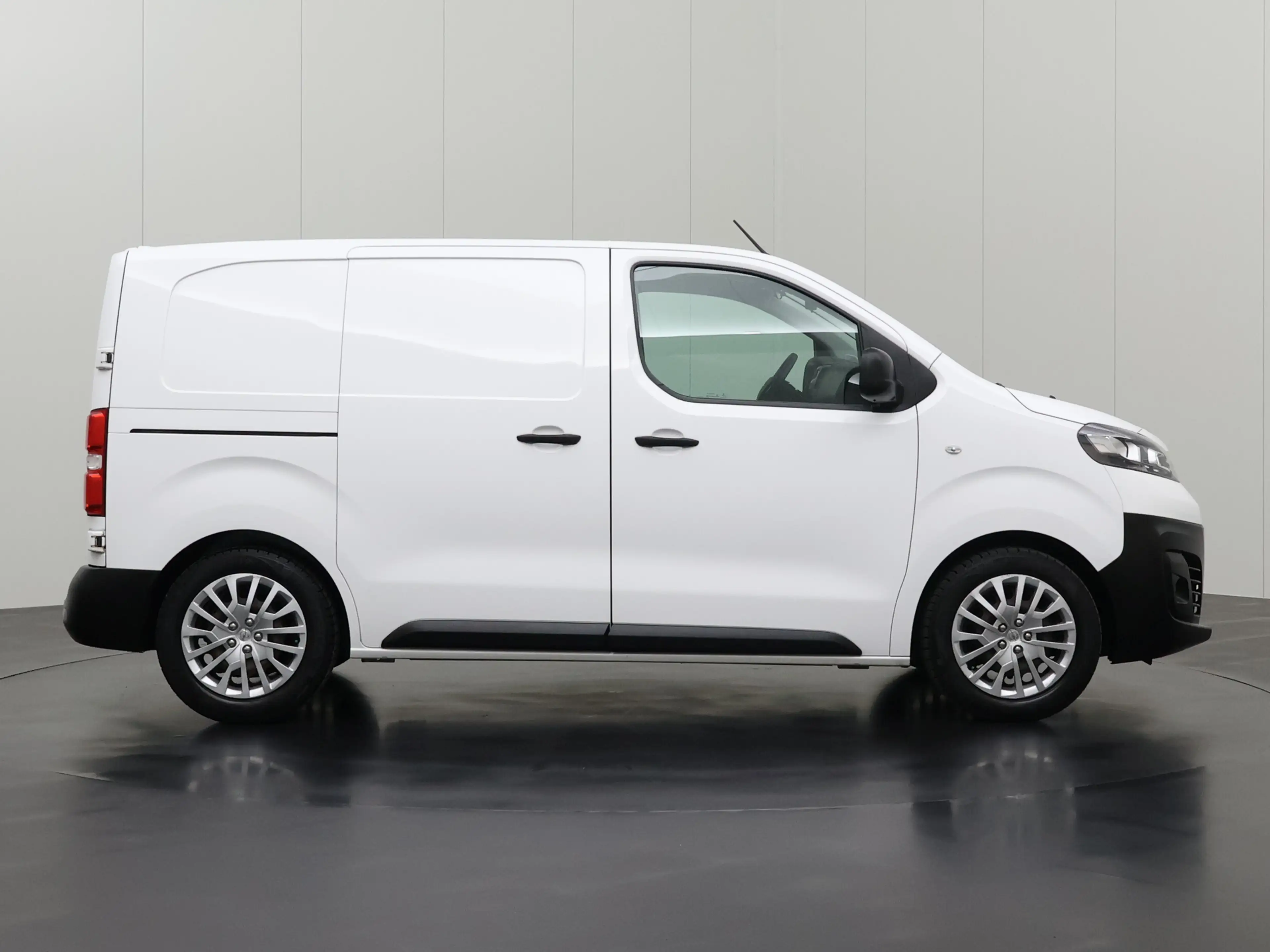 Opel Vivaro 1.5CDTI L1H1 Edition | Kastinrichting | Airco | Cr — photo 13