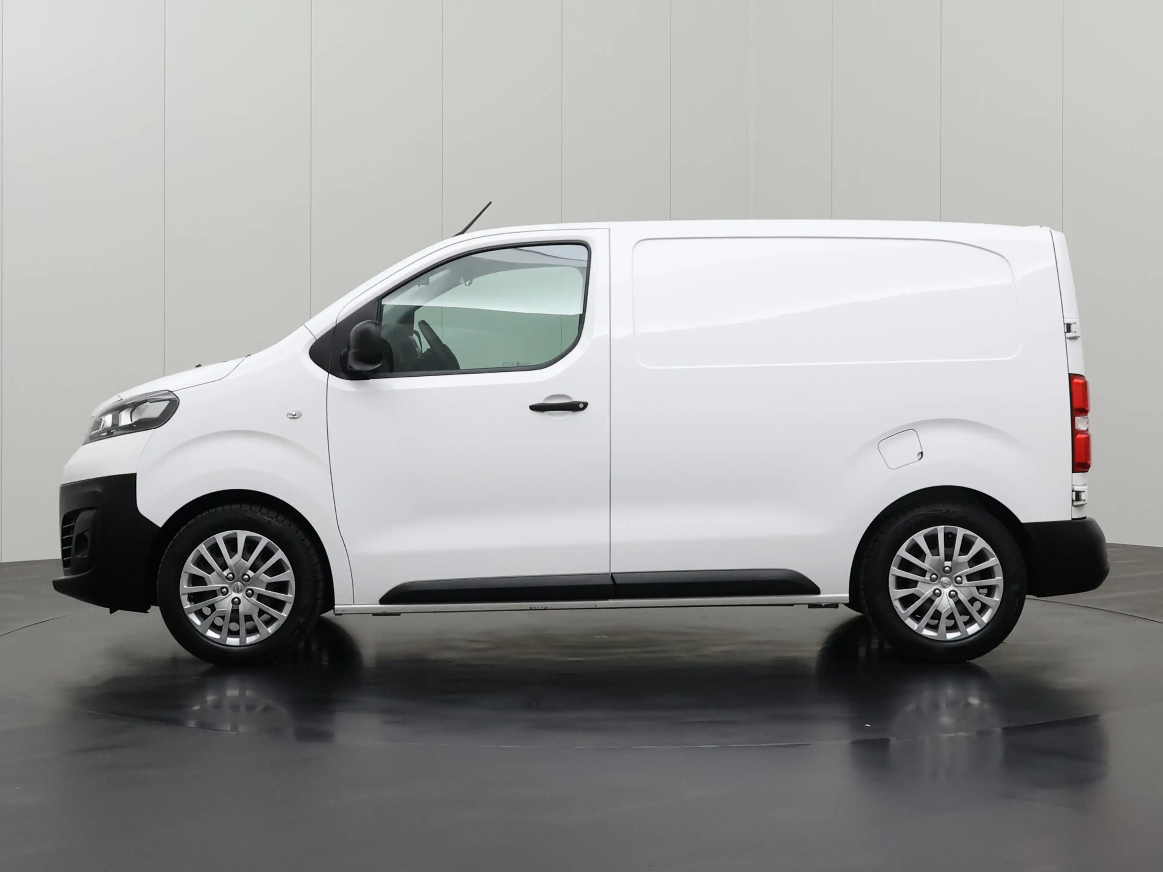 Opel Vivaro 1.5CDTI L1H1 Edition | Kastinrichting | Airco | Cr — photo 12