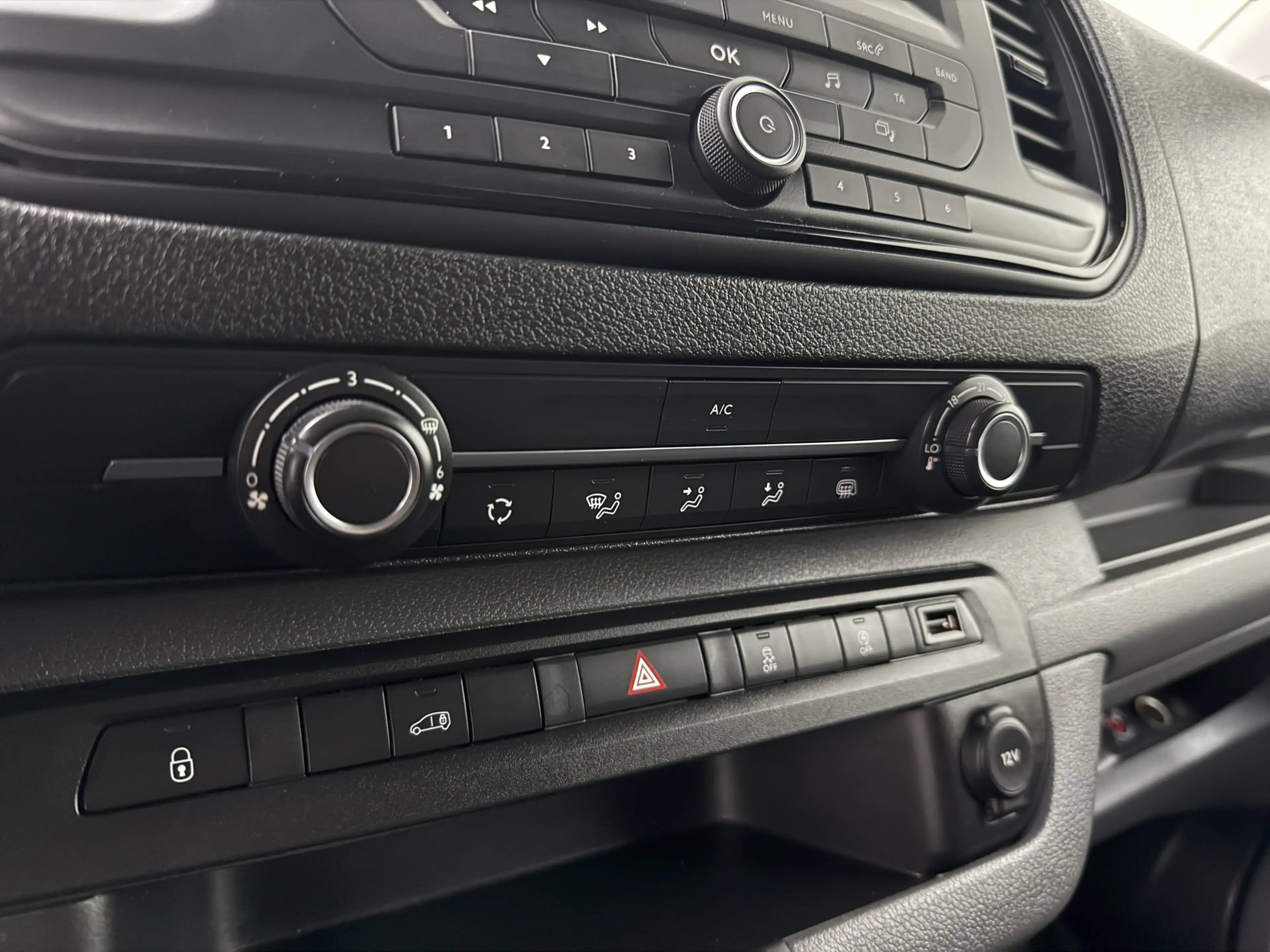Opel Vivaro 1.5CDTI L1H1 Edition | Kastinrichting | Airco | Cr — photo 18