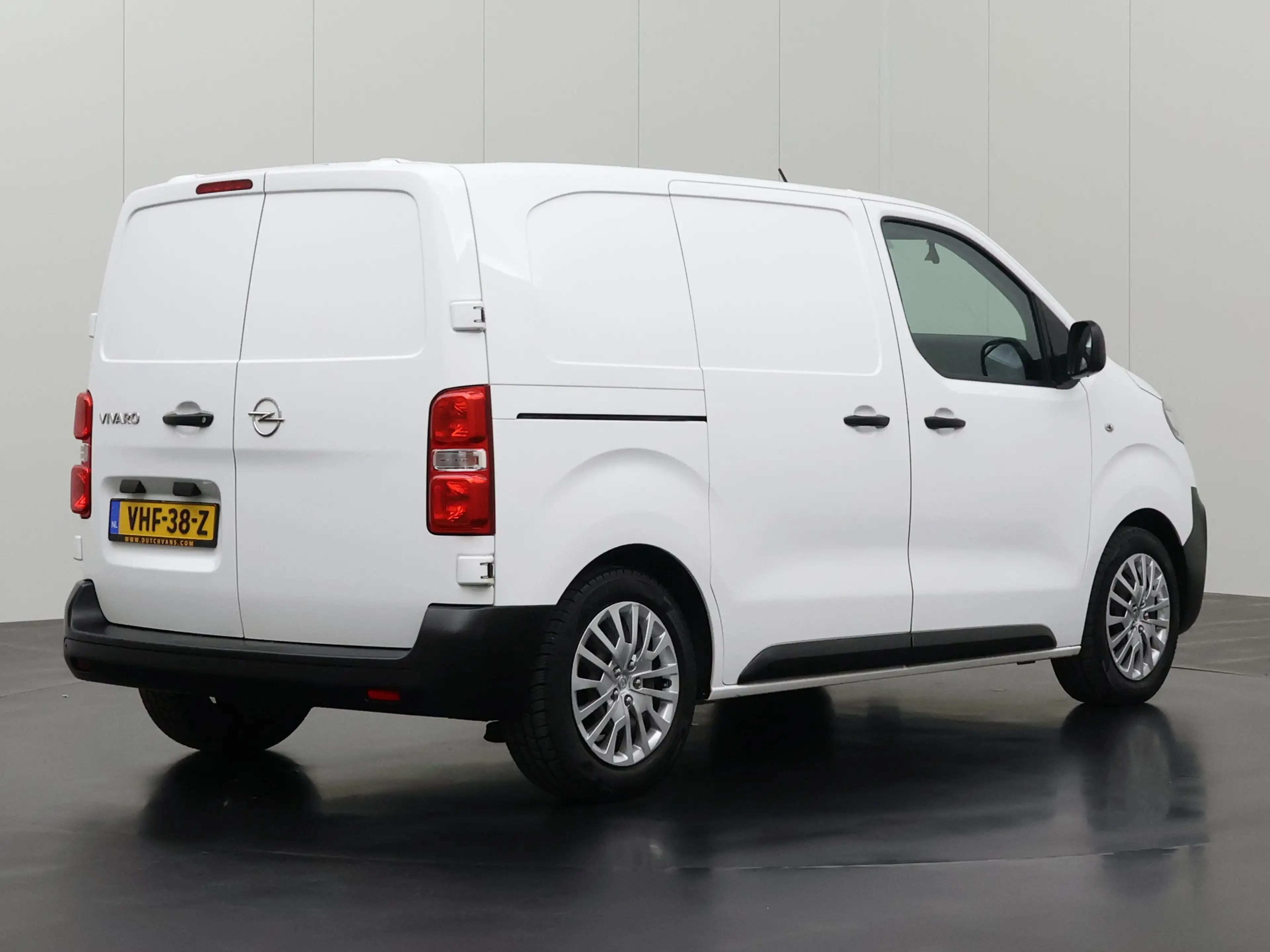 Opel Vivaro 1.5CDTI L1H1 Edition | Kastinrichting | Airco | Cr — photo 2