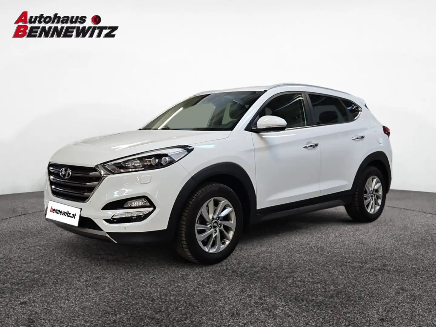 Hyundai TUCSON Style 2,0 CRDi 4WD MT Weiß - 1