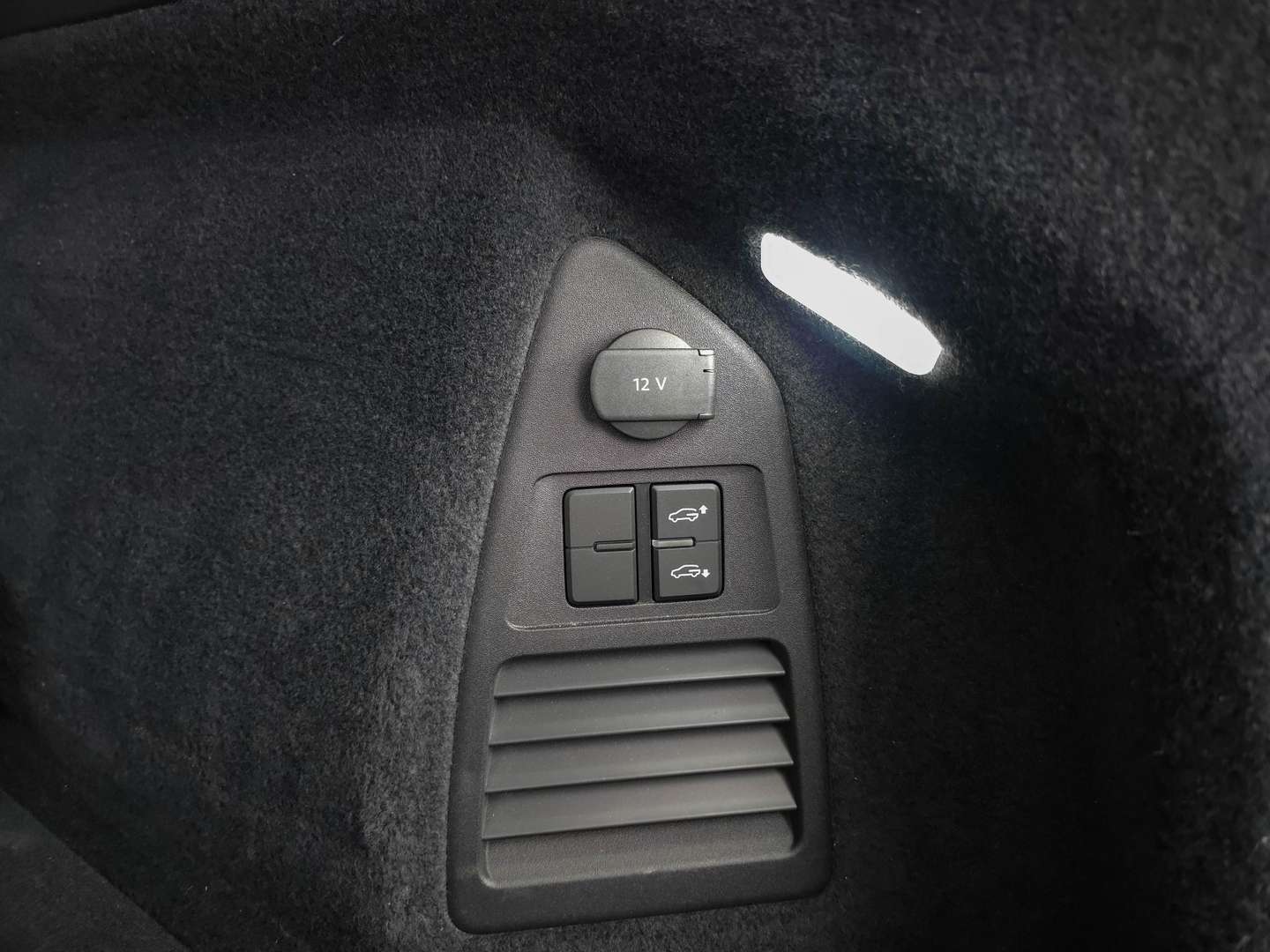 Volkswagen Touareg EHybrid 4Motion - 2024 - Joinsteer - #36