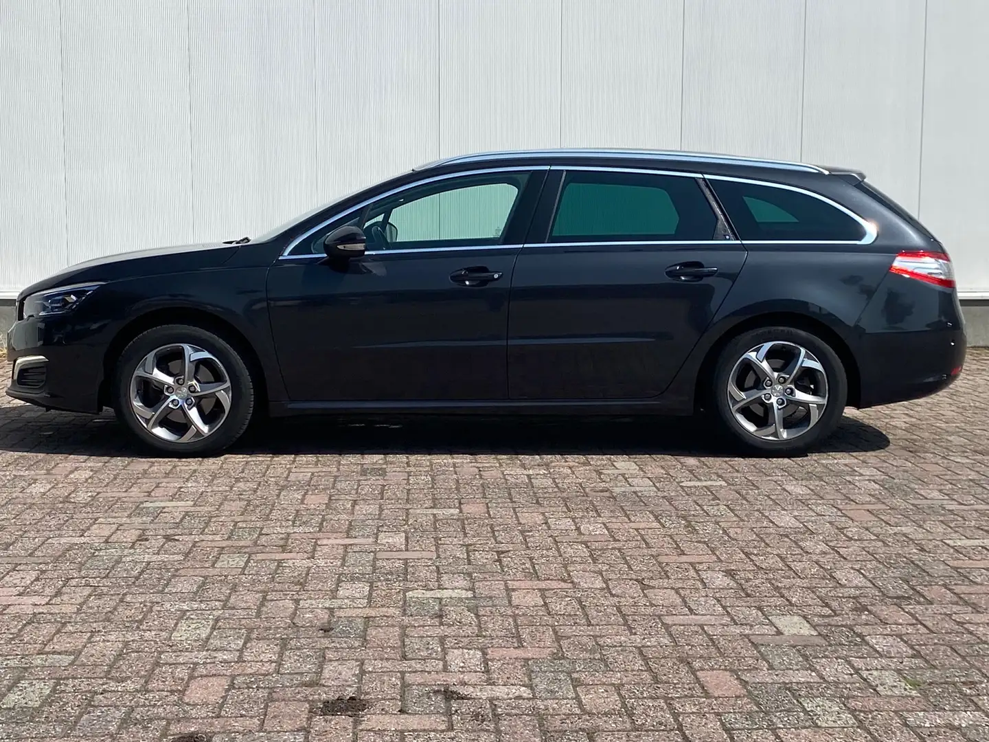 Peugeot 508 SW 1.6 e-THP Blue Lease Executive Pack Zwart - 2