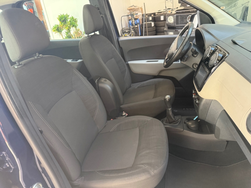 Dacia Lodgy Prestige 1.2 TCe 7 Sitze Navi Fahrerprofil SHZ Tem — photo 13