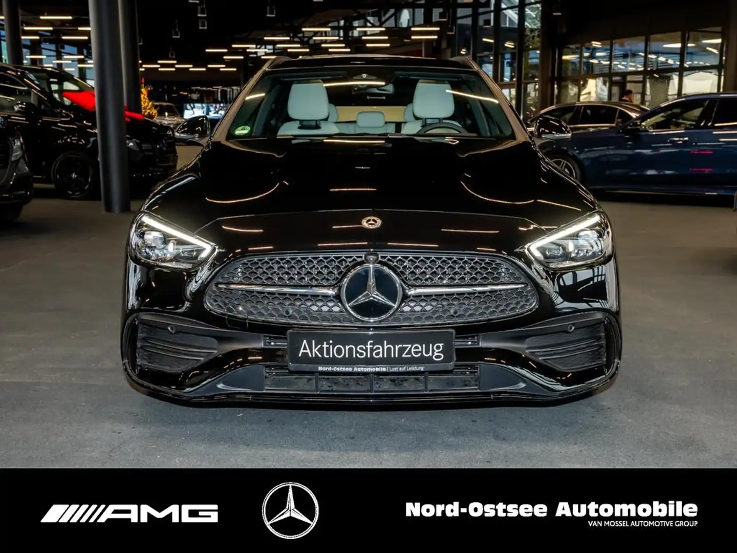 Mercedes-Benz C 300 de T AMG NIGHT KEYLESS PANO DIGITAL-LIGHT Schwarz - 2
