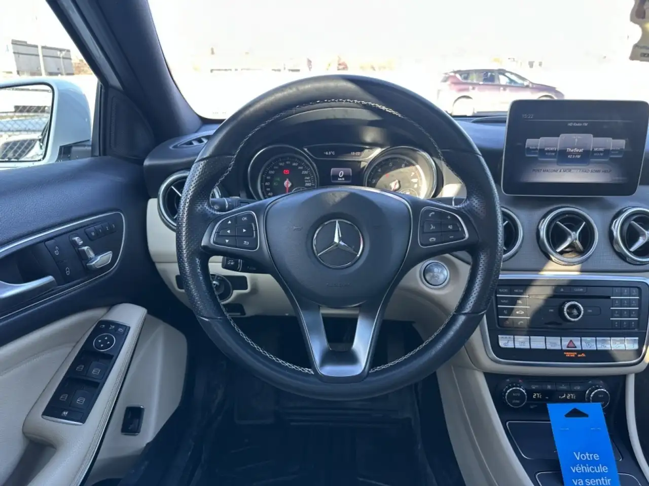 Mercedes-Benz GLA снимка Mercedes-Benz GLA