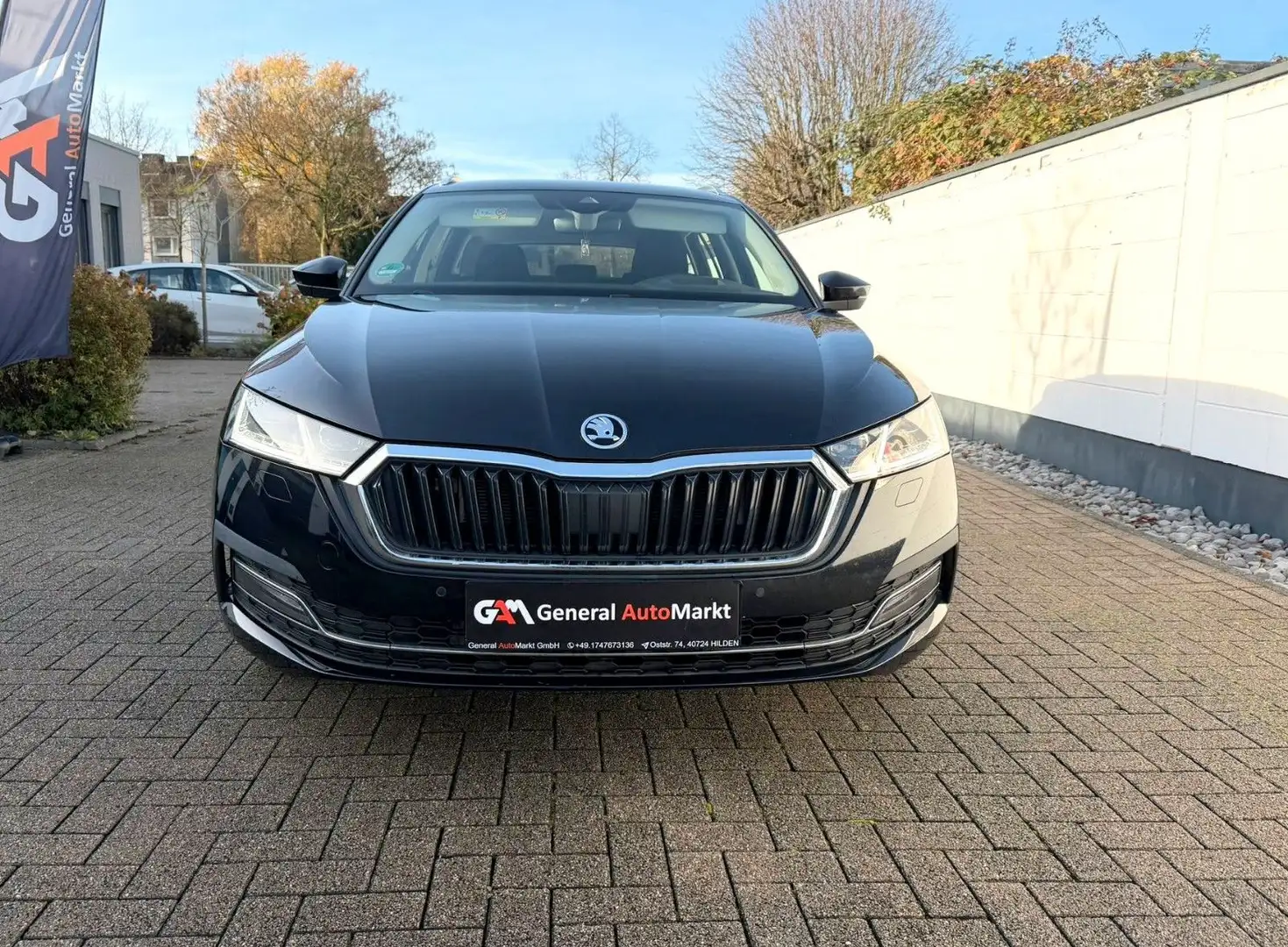 Skoda Octavia Combi 1.4e TSI iV/Head-Up/Memory/DSG/SHZ Schwarz - 2