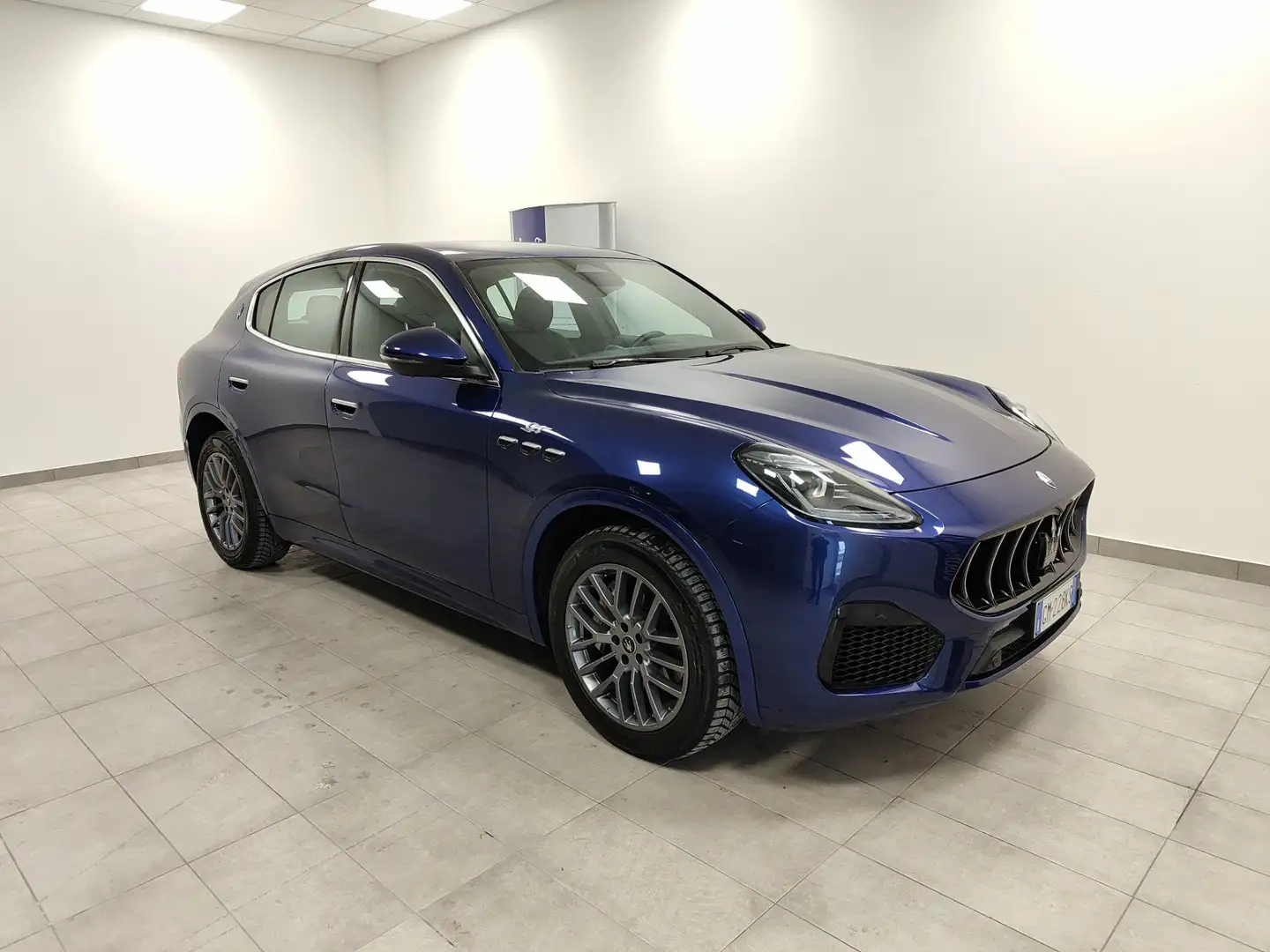 Maserati Grecale 2.0 MHEV 300 CV AWD GT Cruise Pelle Navi Fari LED Bleu - 2