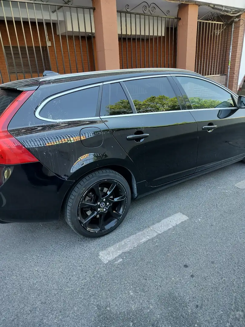 Volvo V60 D2 Momentum 120 - 2