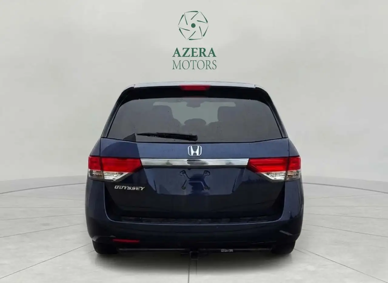 Honda Odyssey снимка Honda Odyssey