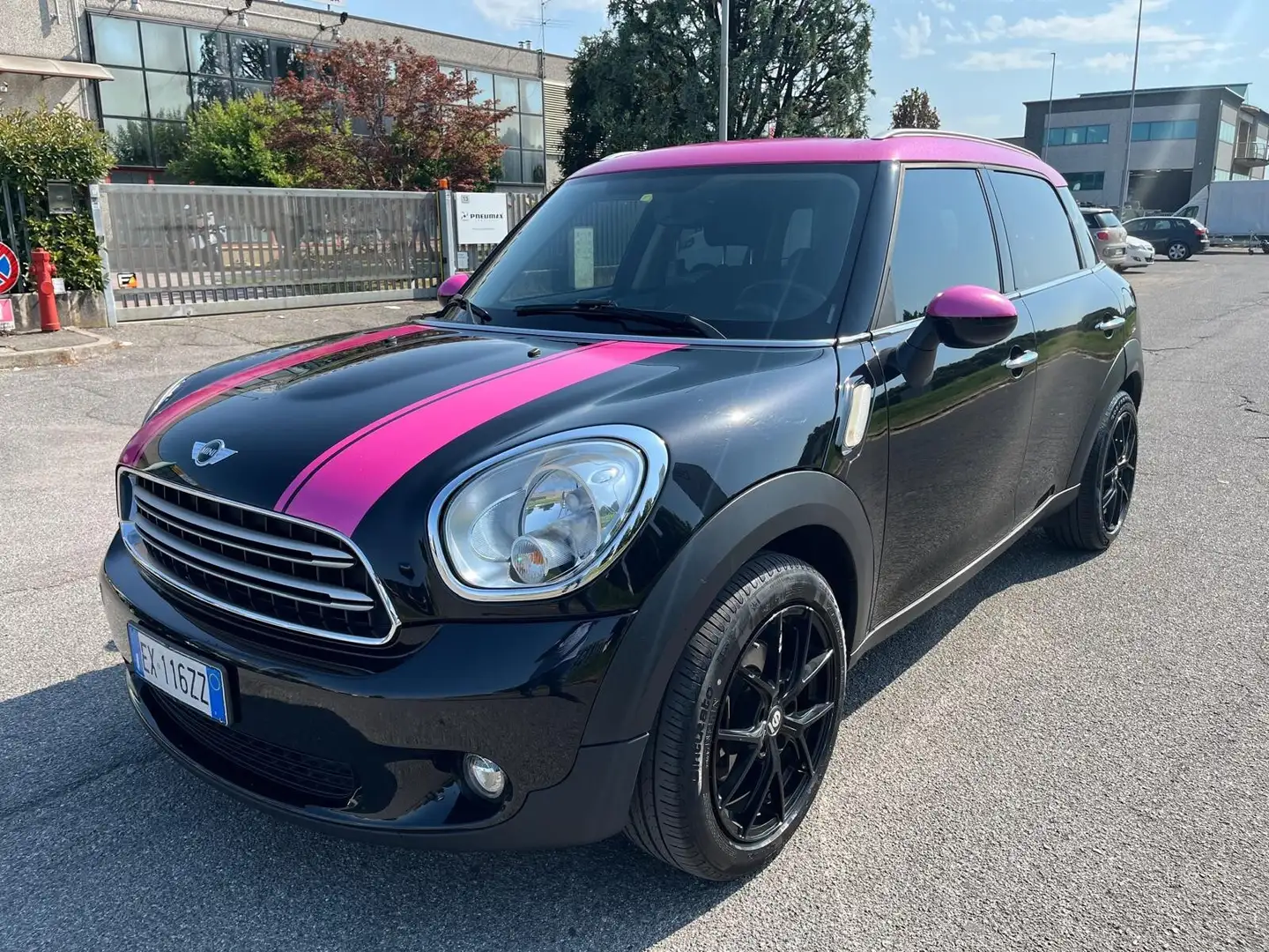 MINI Cooper D Countryman Mini 2.0 Cooper D Countryman Automatica Schwarz - 1