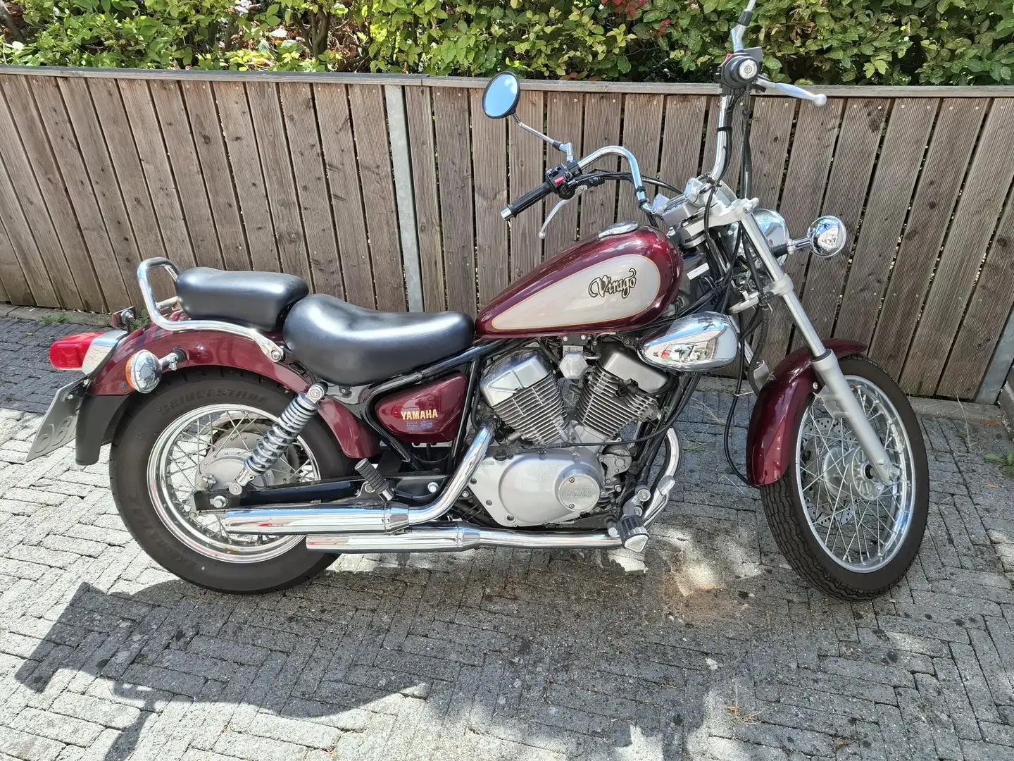 Yamaha XV 125 Rood - 1
