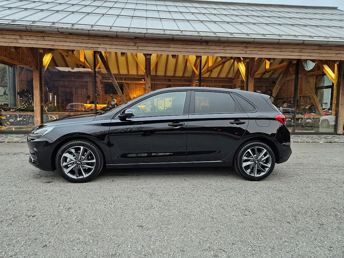 Hyundai i30 1,0 TGDI Go! Plus Nero - 2