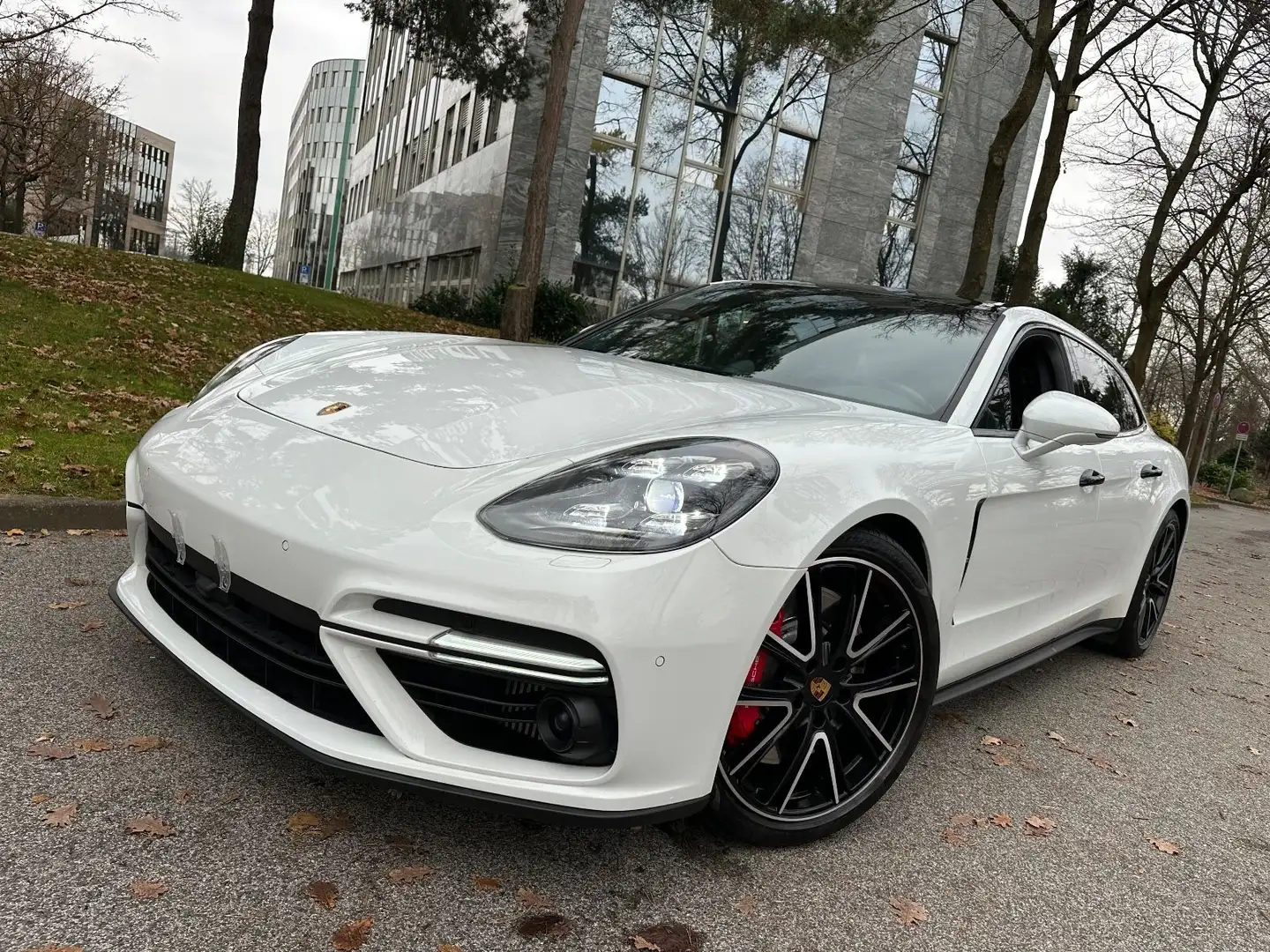 Porsche Panamera Sport Turismo TURBO"LUFT"PANO"APPROVED" Weiß - 1