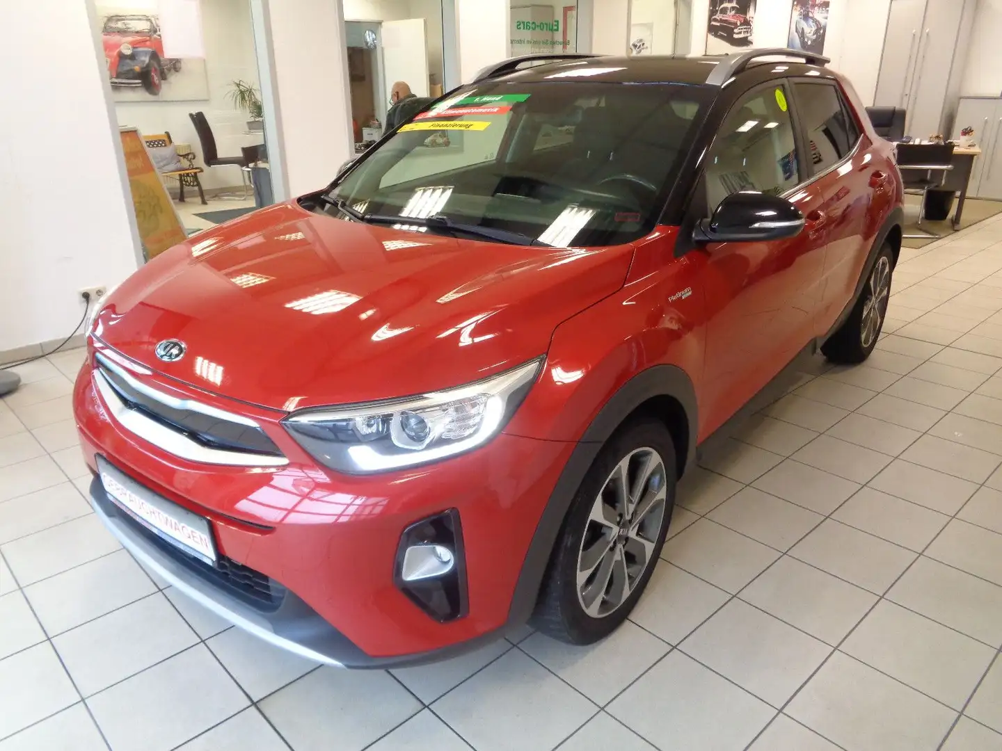 Kia Stonic Platinum Edition / Kamera / SH /Leder Rot - 1