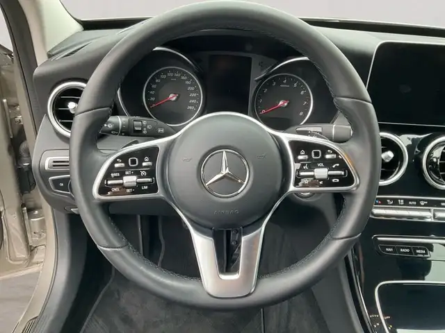 Mercedes-Benz C-Class view 14