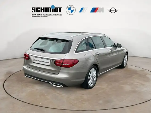 Mercedes-Benz C-Class view 6