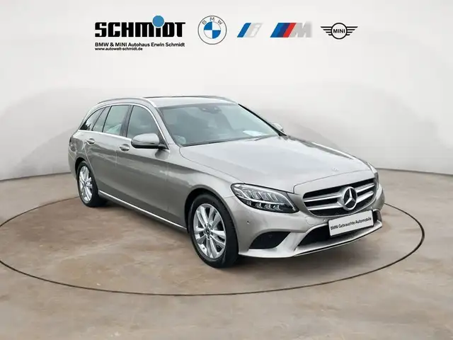 Mercedes-Benz C-Class view 8