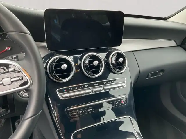 Mercedes-Benz C-Class view 13