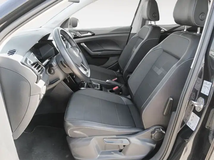 Volkswagen T-Cross Advance 1.0 TSI DSG 2023, foto 10
